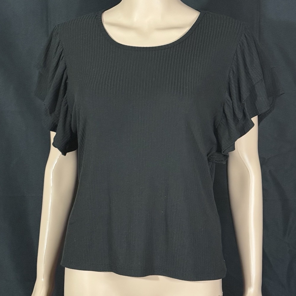 YMI Collections Black Vertical Ribbed Knit Ruffle Sleeve Crewneck Top XL
